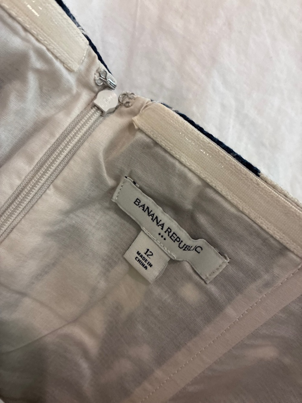 Banana Republic Navy and White Strapless Floral Sheath Dress - Picture 2 of 9